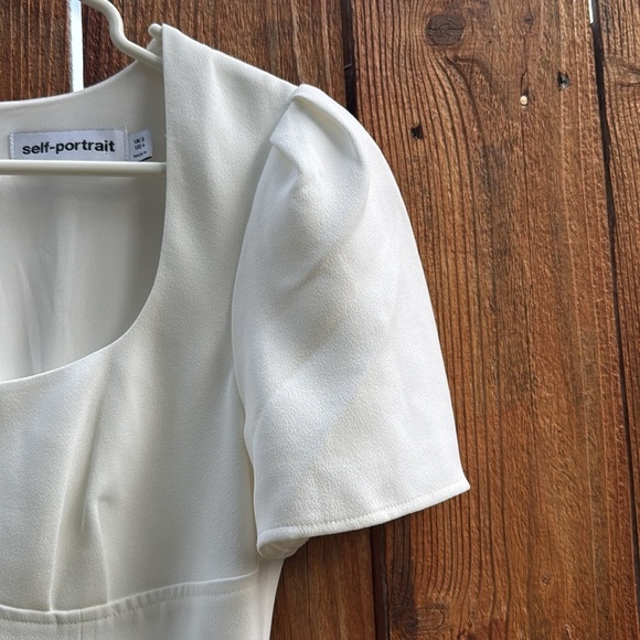 Self-Portrait White Crepe Midi Dress With Short Sleeves - Picture 7 of 10